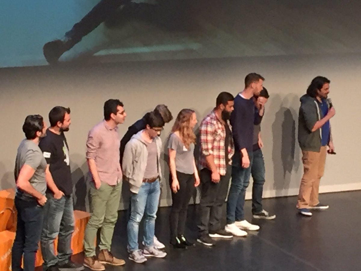 KuSchniJa's tweet photo. #Aibotics will den Service im Unternehmen revolutionieren #startupsprint #startupwoche #startupdorf #DeepLearning https://t.co/u4j6eoZo4y