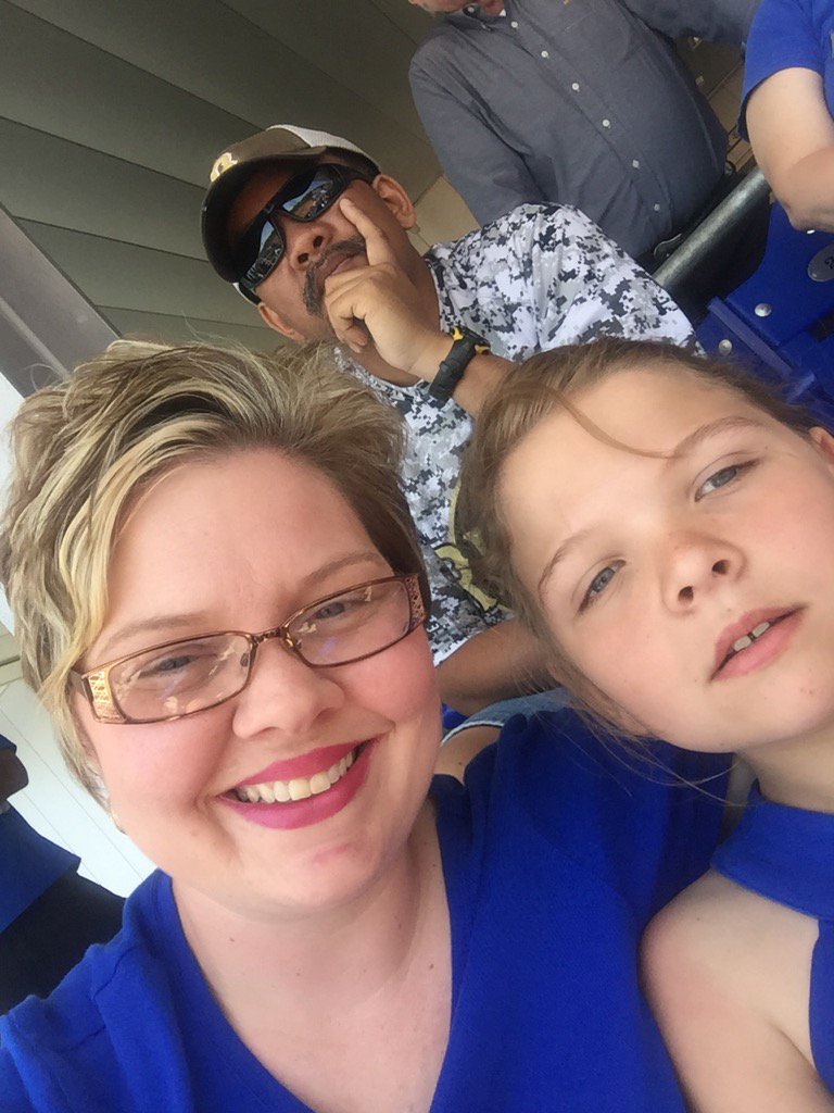 KayYounce's tweet image. #uksoftballselfie