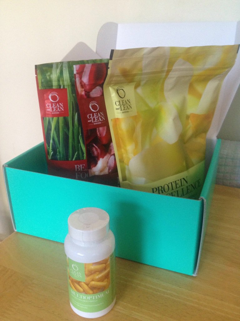 CaribInspired's tweet photo. So happy my @Bodyism delivery time to get serious with the #cleanandlean #beautyfood #berryburn #protein #multivits https://t.co/sfRFz0PPza