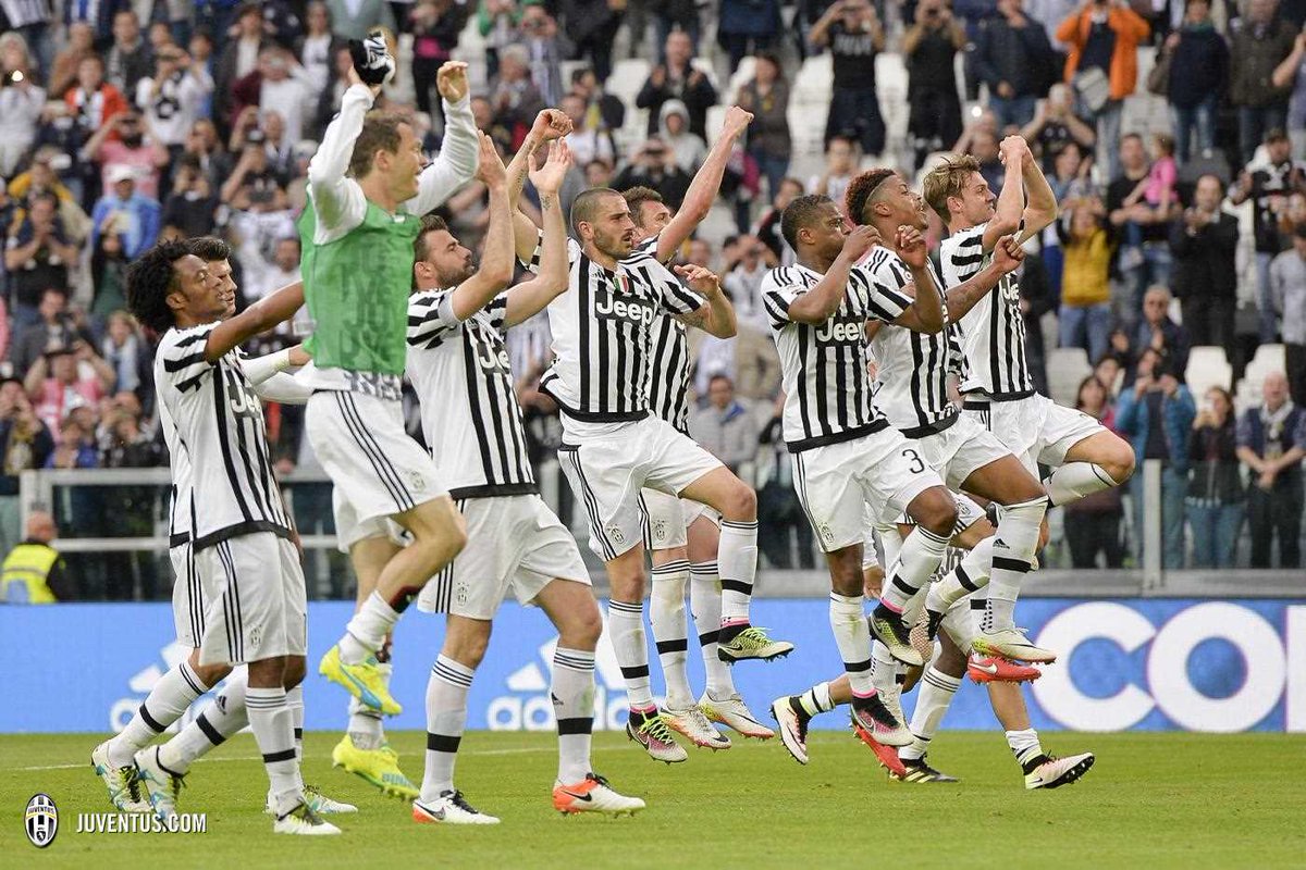 juventusfc's tweet photo. Buona serata, bianconeri! 
#JuvePalermo #FinoAllaFine #ForzaJuve https://t.co/QTgApDCyg3