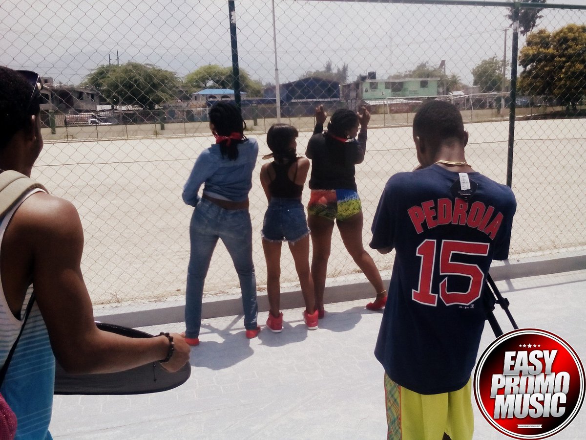 EasyPromoMusic's tweet image. #Photo - @APMwimannn  - Freestyle [ #ShootVideo] - @EasyPromoMusic