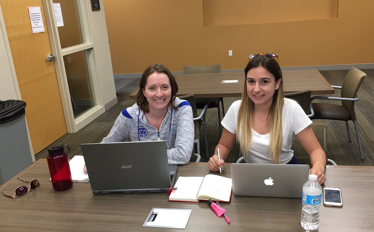 ClubAmericasGBC's tweet photo. 2/5ths of @ClubAmericasGBC at UM preparing for our client meeting tomorrow. #gbc_2016 https://t.co/gotW3kS2Iv