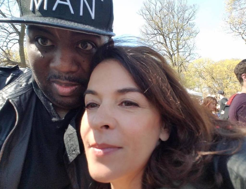 IceCreamConvos's tweet photo. ICC CANDIDS: #ErickSermon and #AnnabellaSciorra at the #BernieSanders rally in #ProspectPa… https://t.co/BLdE2MDuib https://t.co/4GvBS82d2G