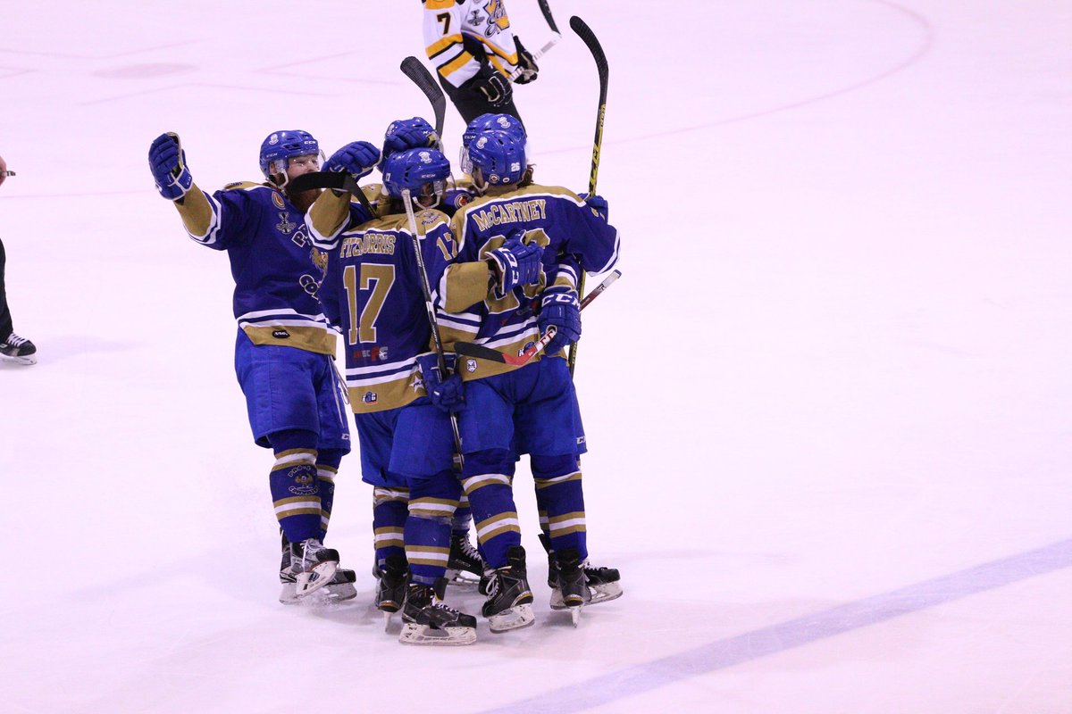 SmyePhotography's tweet photo. Jordan brown and Matt hore add another two goals too bring the score too 5-1 heading to the third. @ProFitCorvairs https://t.co/7Din4oq8Gb