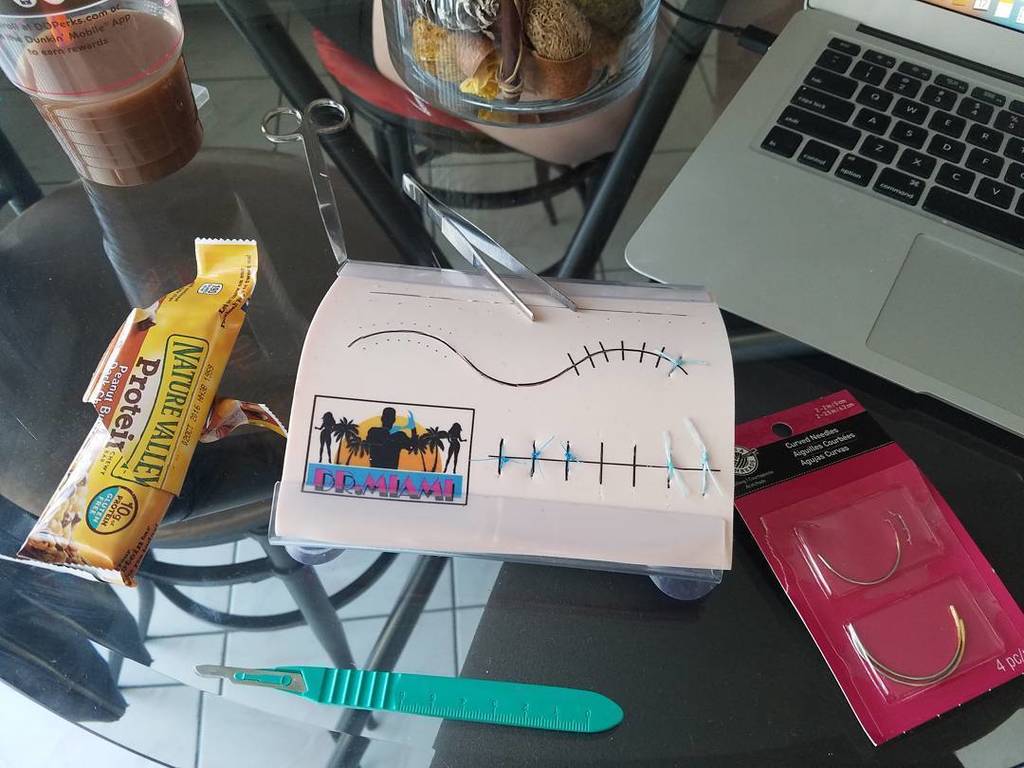 TheCaringTimes_'s tweet photo. Instead of SAT prep we eat protein bars and play with suture kits. #sundayfunday #sat #protein #suturekit #medtech … https://t.co/UiS8OVnlEX
