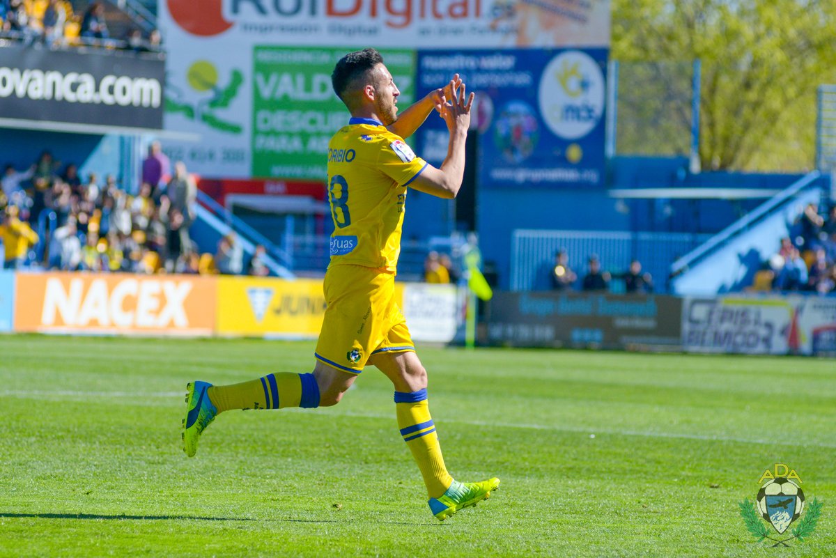 AD_Alcorcon's tweet photo. IMÁGENES | 4 fotografías del partido que hemos seleccionado para ti (sí, para ti)
#ADAvLEG
#VamosAlcor https://t.co/CGohbZuFxw