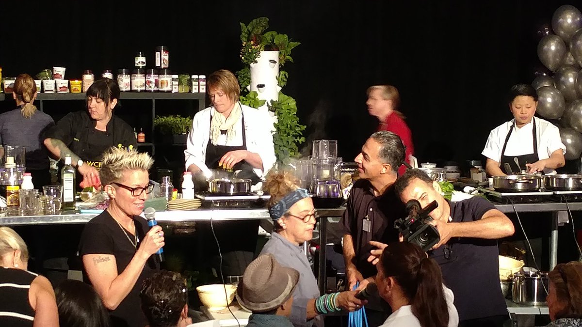 microgreens's tweet photo. Food Games Women Chefs &amp;  Restauratuers Conference. # wcrLA2016 https://t.co/u9O0qTsv50
