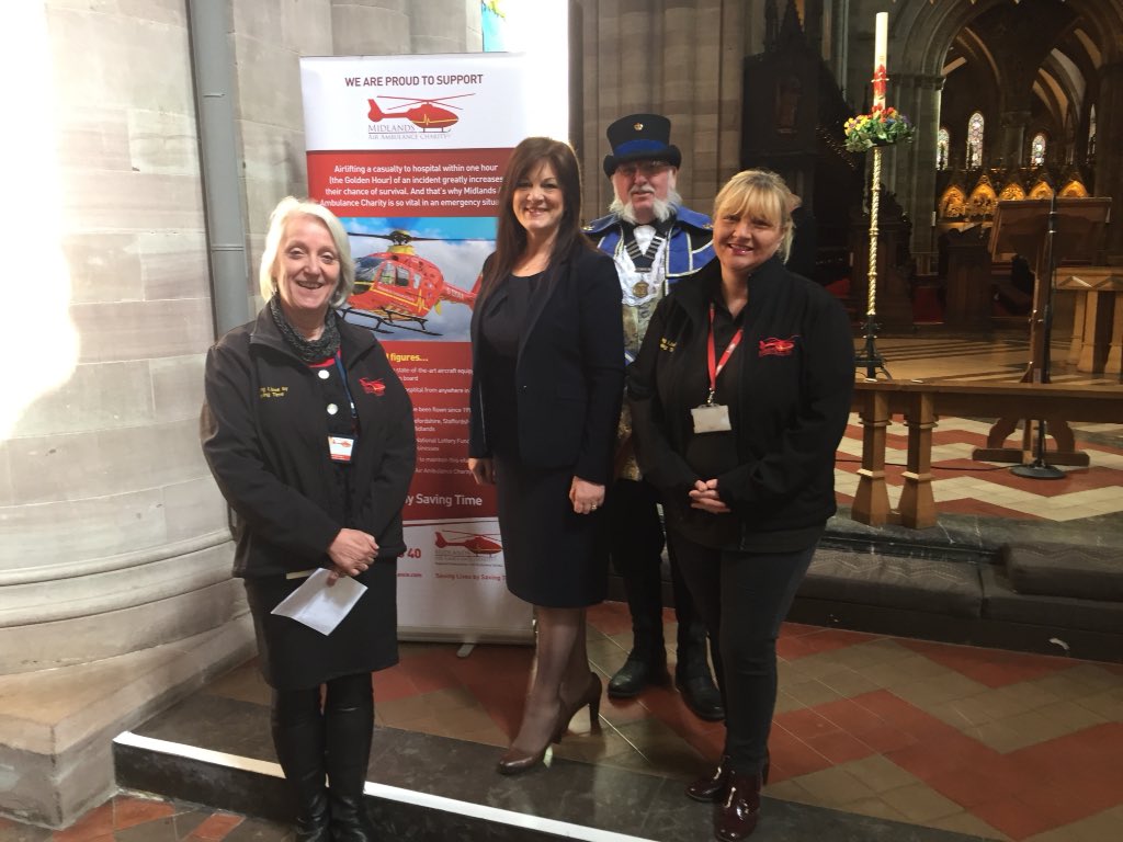 #poetry reading for the wonderful <a href="/MAA_Charity/">Midlands Air Ambulance Charity 🚁</a> at Hereford cathedral amazon.co.uk/Poetry-Giving-… #poem #amwriting