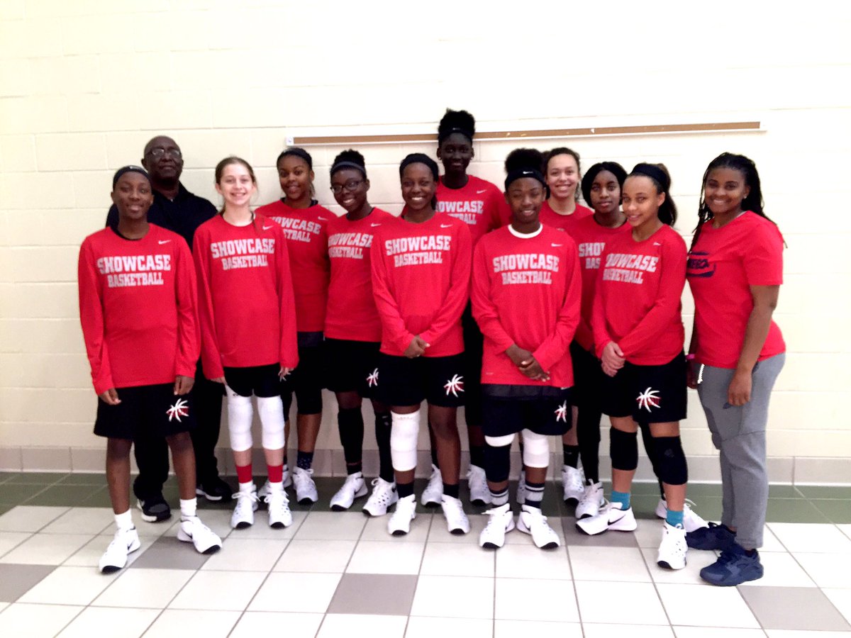 Bball_showcase's tweet photo. S/O to Showcase 15U for going 3-1 this weekend at #SWSpringClassic @alliance_sw @CFEliteSports https://t.co/vqDEbtafG8