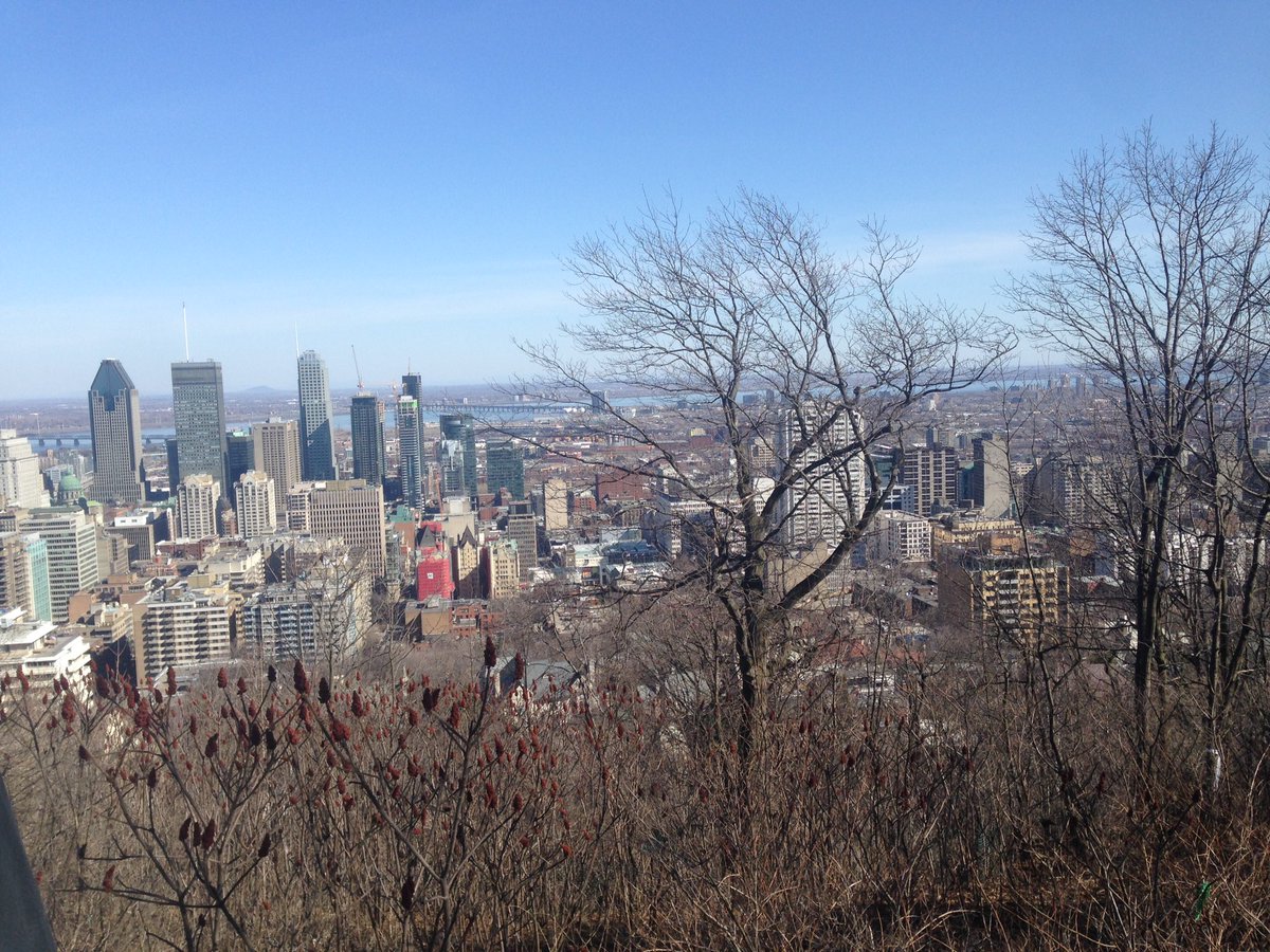 MK_edpsych's tweet photo. First walk up to my happy place for this year! #montreal #mountroyal #happyplace https://t.co/0DUUkJmBQv