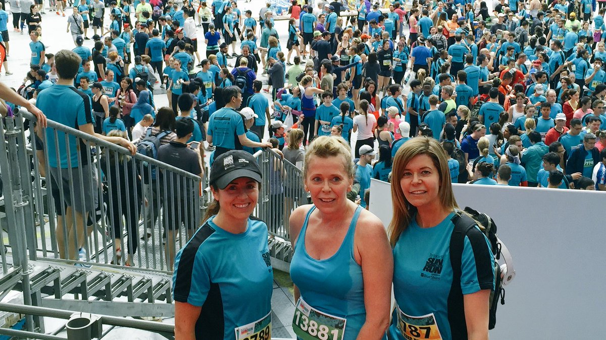 FHCVan's tweet photo. Another amazing #SunRun today! #FunctionHealthClub #SunRun2016 @VancouverSunRun https://t.co/ewYSfVwcZZ
