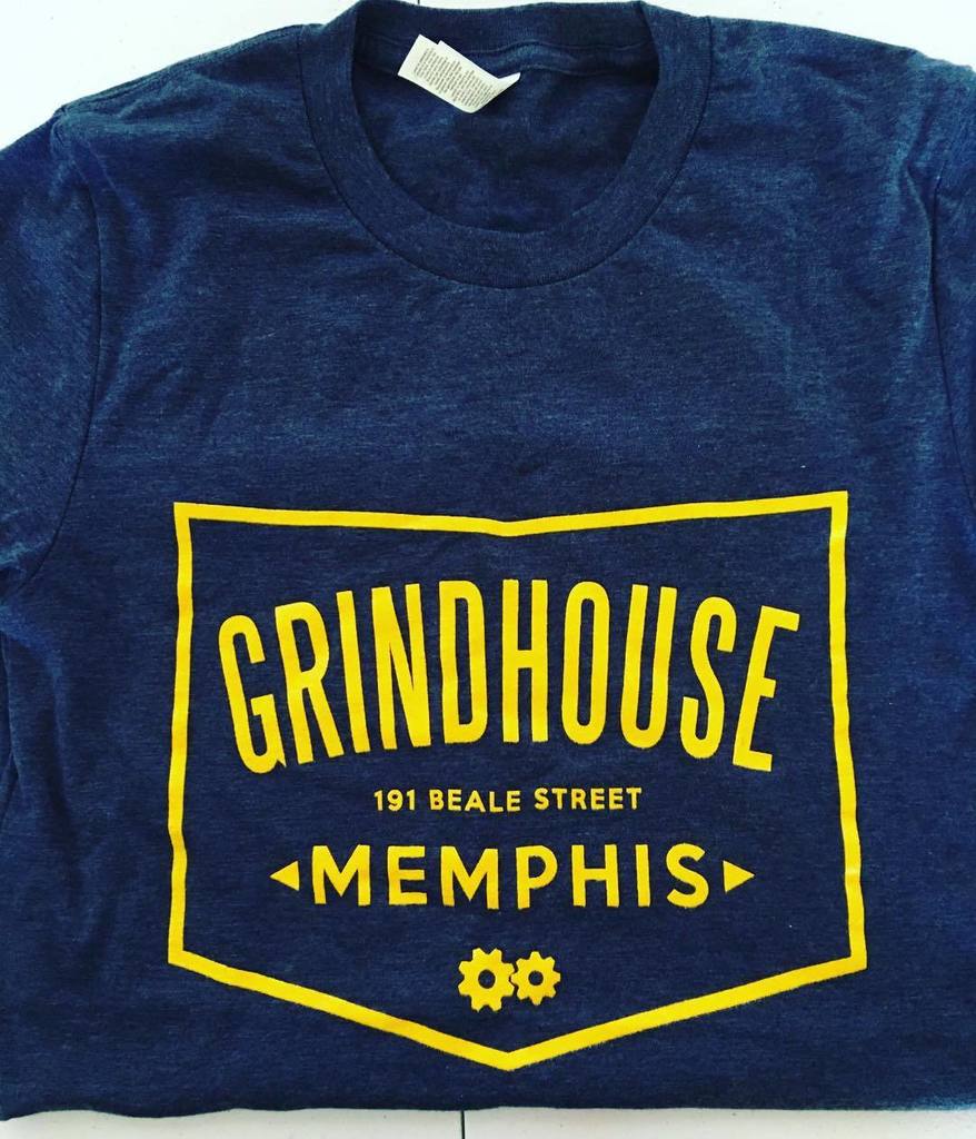 Grizzliesselfi1's tweet image. Memphis Grizzlies Grindhouse Shirt Extra Small
$5.00

#fanessentials #fanessentialswebstore #grizzlies …