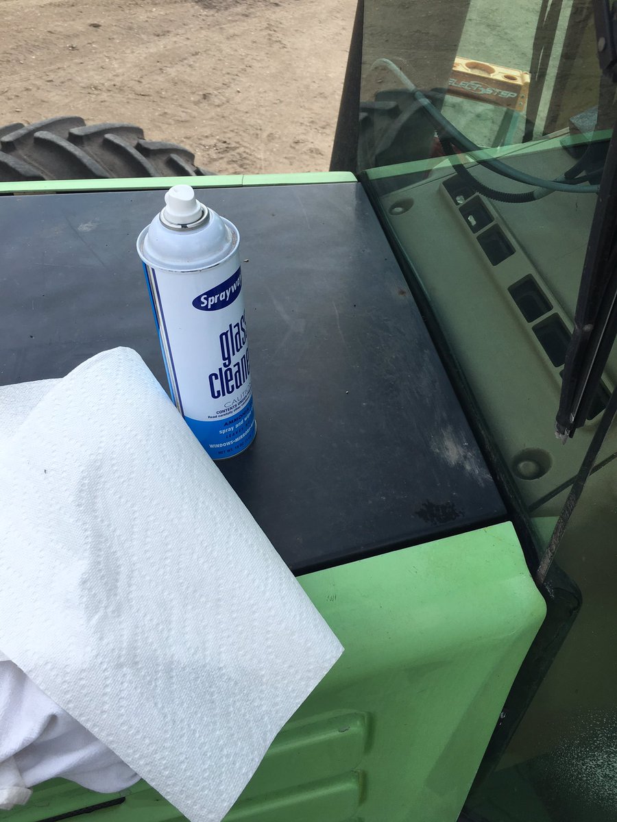 justagoodkaren's tweet image. A not so frustrating job I can do. #notechnologyneeded. #can climbladders