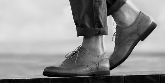 fashionbeans's tweet image. We tackle the great ankle-baring debate: buff.ly/1qYmbZx