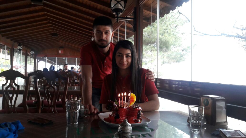 Emrullahalpp's tweet photo. Mutluluk tarif istemez ☺😊 https://t.co/lygtYpVrih