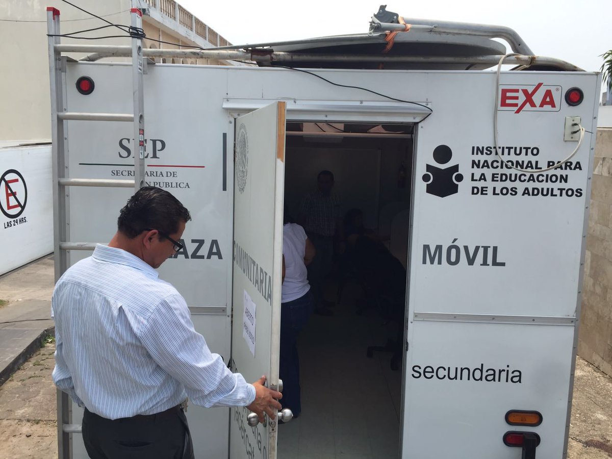 perzaenrique's tweet photo. PROSPERA Tabasco en Pro de sus Beneficiarias Certificando con INEA. @Prospera_MX  #PROSPERAIncorporaINEA https://t.co/BIPEFN1FN0