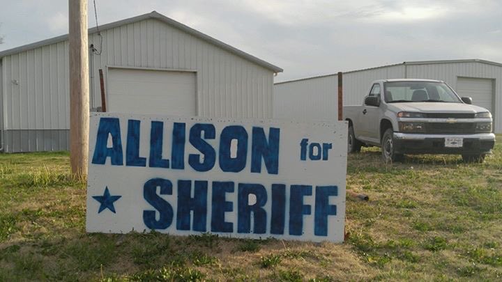 allison4sheriff's tweet photo. The first batch of highway signs. I want to say thanks for everyone's help! https://t.co/tQLv3ZvzTQ