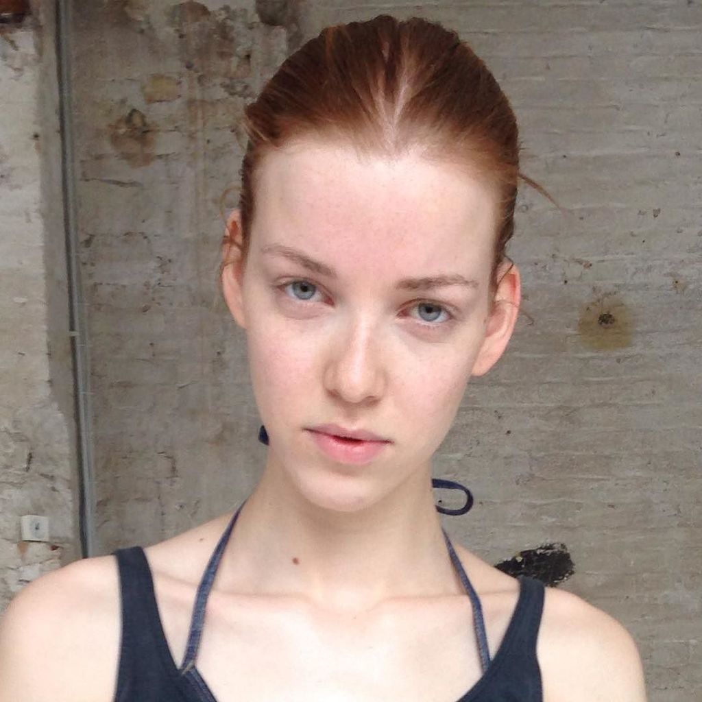 allfemalemodel's tweet image. Innocence has a name: @svenya_ga !!! 🙆🏻🙆🏻😍😍 🌺 #modelpolaroids #digitals #modelsnaps #snaps #modelsdot #redhairmodel…