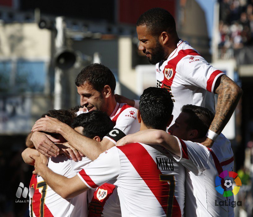 LaLigaEN's tweet photo. Miku leads @RVMOficial closer to safety.
Report: https://t.co/a2Jb9fufdG
#RVMvVIL https://t.co/tLI9gxHZmg
