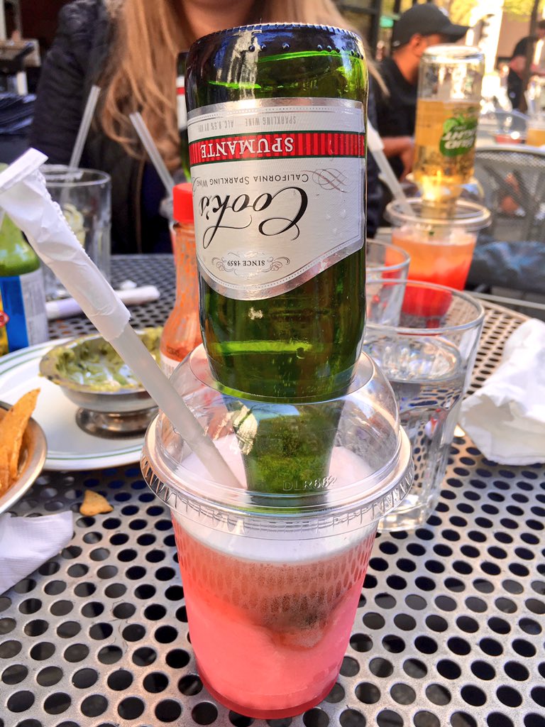swati's tweet photo. Upside down weekend special #champagneSplit #vodkaFloat #pinkLemonade #springIsHereAlmost https://t.co/Wqccuk17vz
