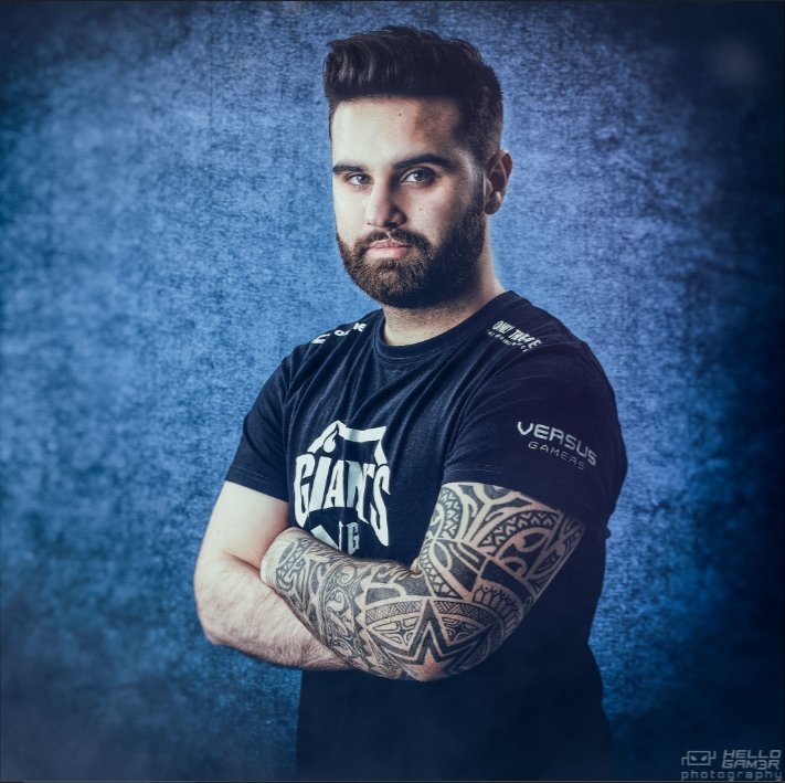 fochid's tweet photo. Nueva foto de perfil! Muchas gracias @Kirill_Photos! https://t.co/nkhu0zSLLw