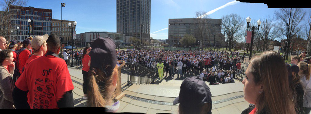 KateToomey's tweet photo. Thanks to all the students from #Working4Worcester https://t.co/Jv3c6By9Kq
