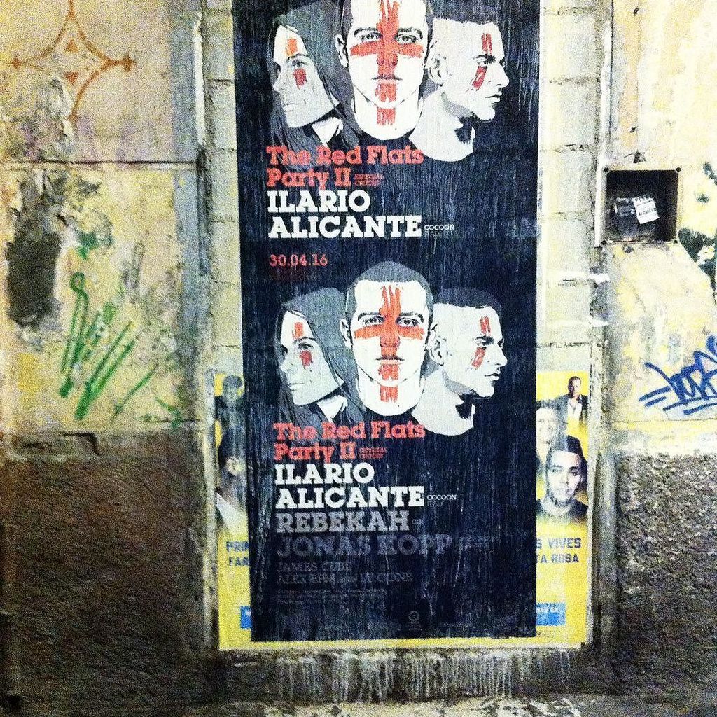 FernandoFVera's tweet photo. Ya queda menos para el próximo fiestón de @theredflats en @industrialcopera! Tienes tu entrada? Corre que vuelan!!
… https://t.co/zTyfzRdG8q