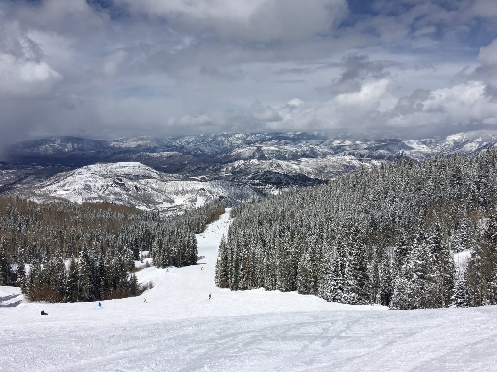 Mechiansotegui's tweet photo. #IvanEnVail @RestoDelMundo13
Aspen Snowmass❤️ https://t.co/bIeTtZvP8j