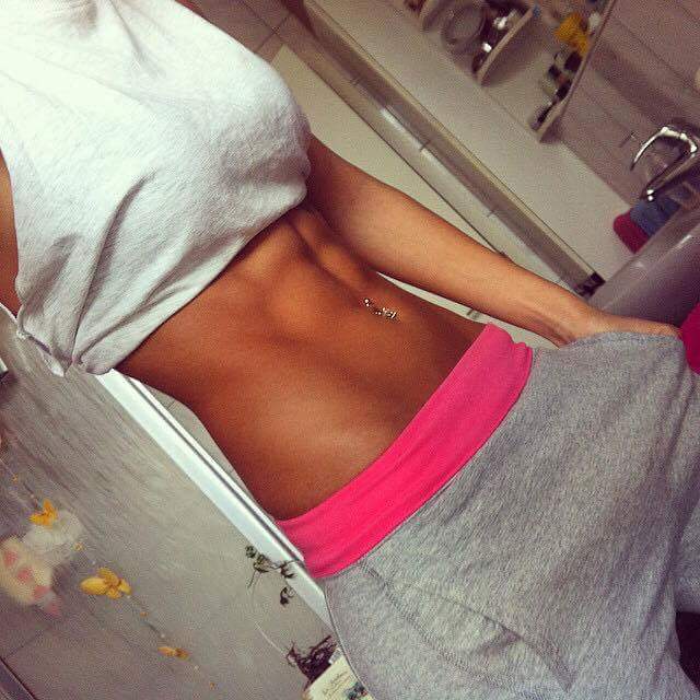 SexyFitBitches's tweet photo. #gymlife #gymselfietank #gymbabes #fittys https://t.co/8PnsUezAFl