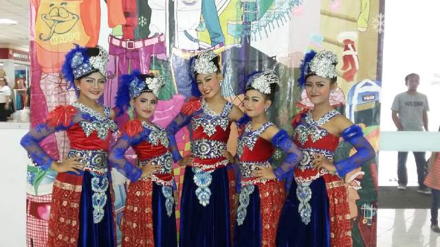 Dewi kliting tweet media