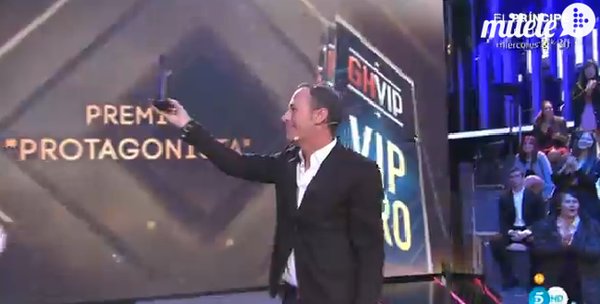 PaTrYdElFiS's tweet photo. En el #DebateFinalGHVIP se vio la realidad CARLOS LOZANO GANADOR Y ABSOLUTO PROTAGONISTA DE LA EDICIÓN‼‼ FINNN ‼‼ https://t.co/jswet6Gzyr