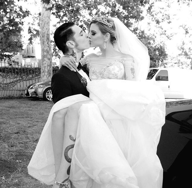 Andy roick wife, indonesia nude couple sexs