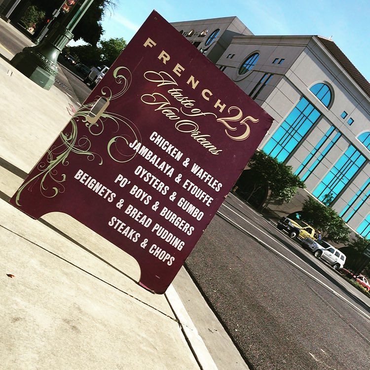 Come on in! #French25 #VisitStockton #DineStockton #DowntownStockton #StocktonCa ift.tt/1MBZiol