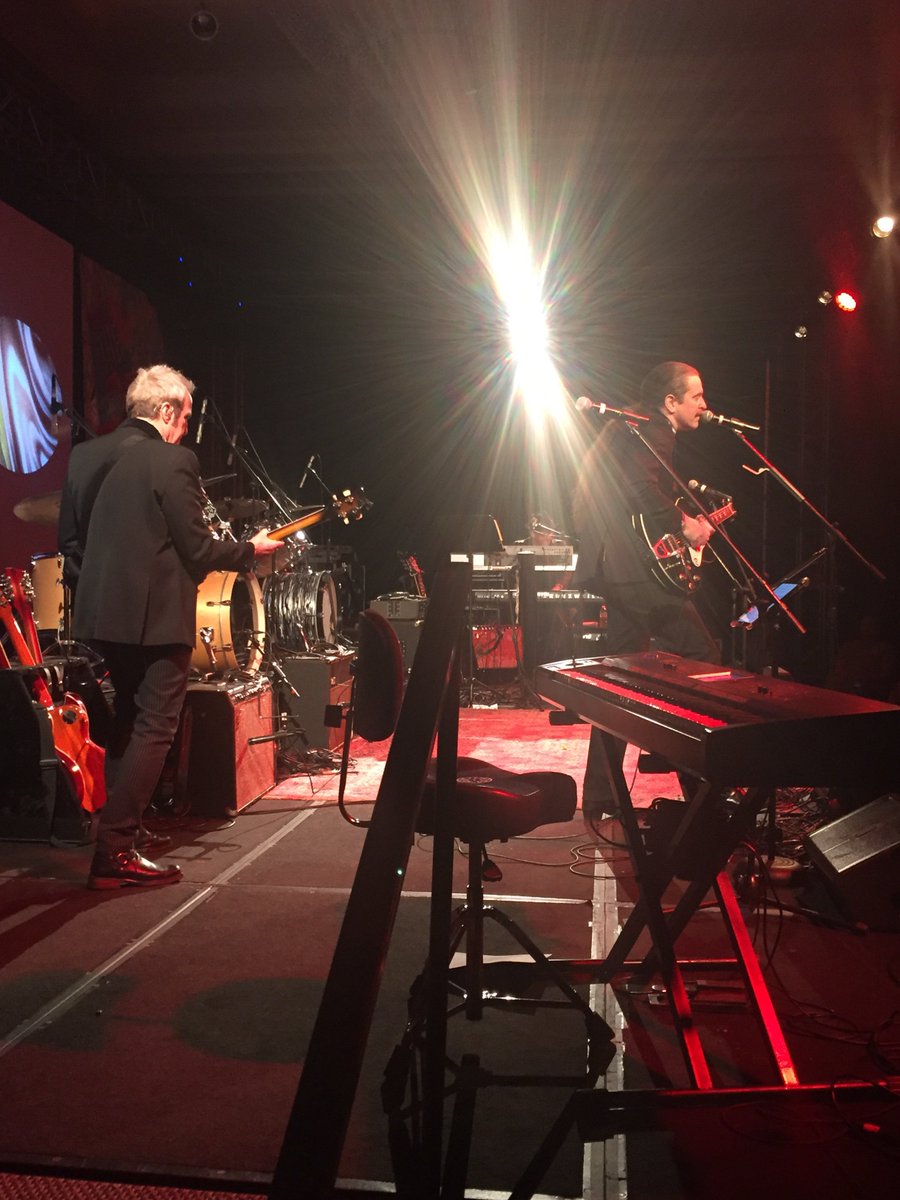 beatlesgeek's tweet photo. View of Liverpool closing night concert from backstage! #festchester @Beatles_Fest https://t.co/y4Um5mRv35
