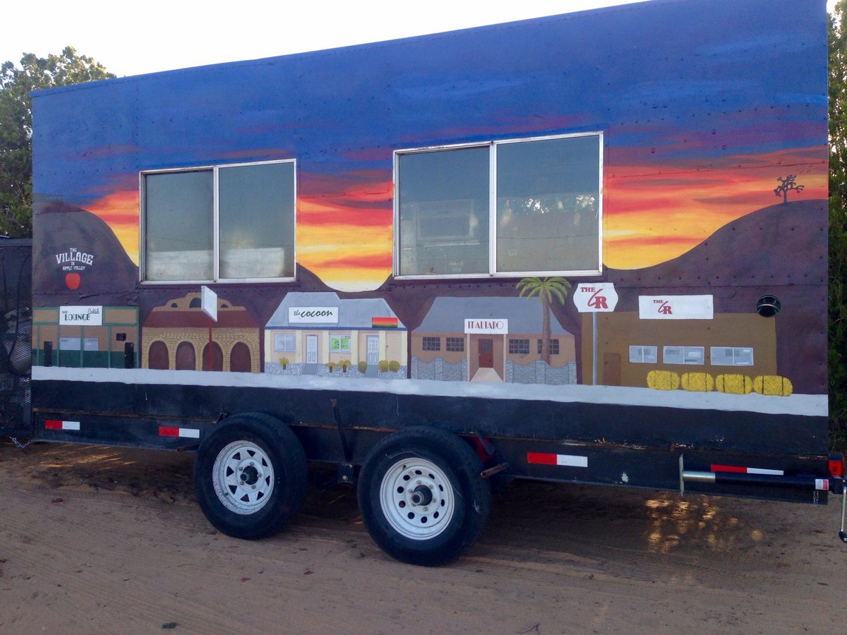 3GTaco's tweet photo. @shopapplevalley @AppleValVillage #3GTaco Teaming up with the cocoon art gallery. #AppleValley #tacoman #keepitlocal https://t.co/iyHwoClsni