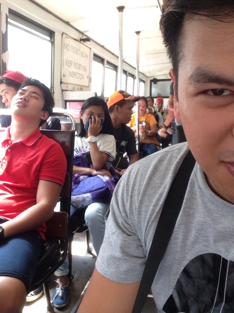papajepoy971's tweet photo. Grabe siya oh!
#veteransMove
Tulog kagad pagsakay aba 😂😂😂
#LibrengSakay #OrdinaryBus https://t.co/o47pn3tF9p