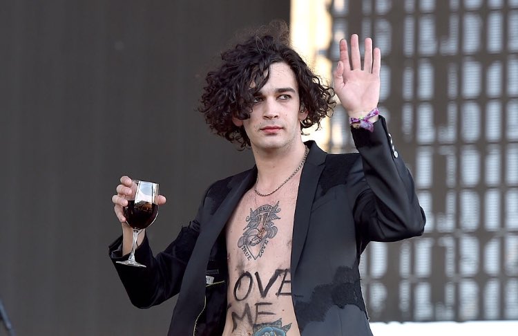 18sChella's tweet photo. Matty Healy of The 1975 performing https://t.co/9UvuAYG6db