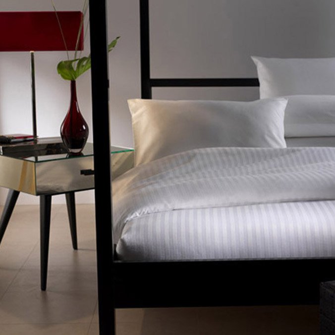 HogarthTextiles's tweet photo. Beautiful #Percale #bedding, tried and tested in some of the UK and Europe's #finest #hotels https://t.co/H1DQkjZfPr https://t.co/Asz37ufw9V