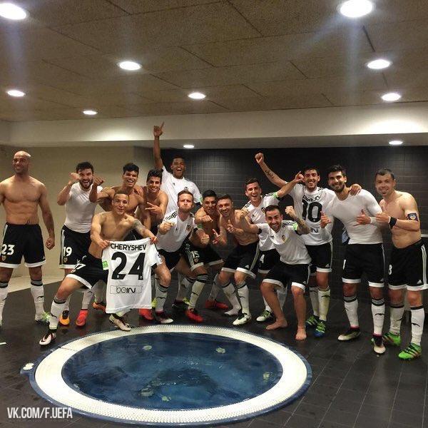 ford_uefa's tweet photo. Черышев: «Барселона» — «Валенсия» — это был матчище!

Российский полузащитник «Валенсии» Денис Черышев, права на кот https://t.co/6zoPsGjUQl