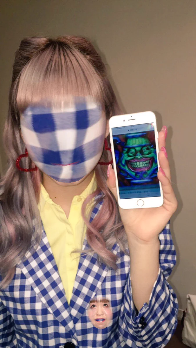 この藤田ニコルの顔がマジでヤバすぎる..悪夢に出てきそうなwww