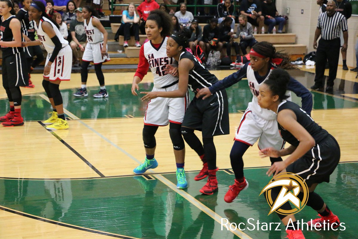 RStarzAthletics's tweet photo. SA Finest Cee Lou vs Lady ProSkills Elite - #SWSpringClassic @SWAllianceSport @SAFinestbball @LadyProSkills https://t.co/Nah1Kw2eVd