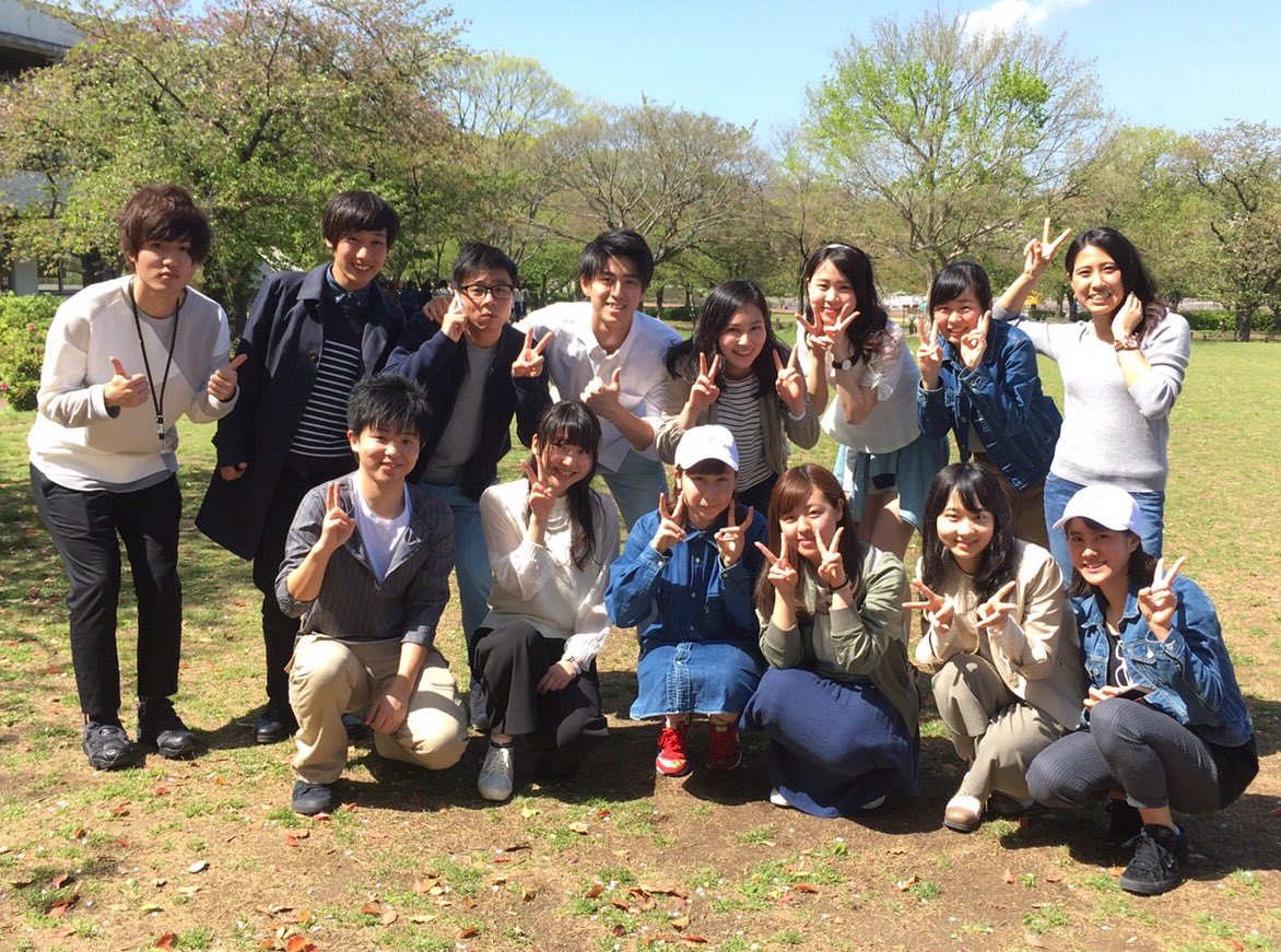 StreeeemMOB's tweet photo. 立命館大学フラッシュモブサークルStreeeem!!です🌟
昨日万博公園でお花見をしました！
一回生も参加して、楽しい時間を過ごすことができました🤗

まだまだ新メンバー募集中なので、少しでも興味を持った人はリプorDM待ってます👈 https://t.co/ahRzLUOHCx