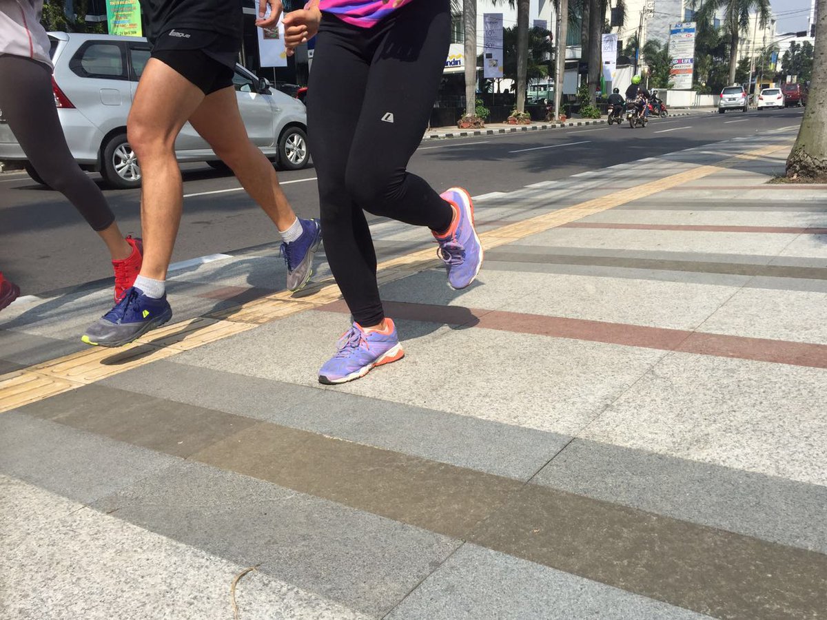 league_world's tweet photo. League Running Buddies from Bandung. More info https://t.co/NKTnVTIjaO
#LeagueRunning
#LeagueRunningBuddies https://t.co/mXIbaqaFEb