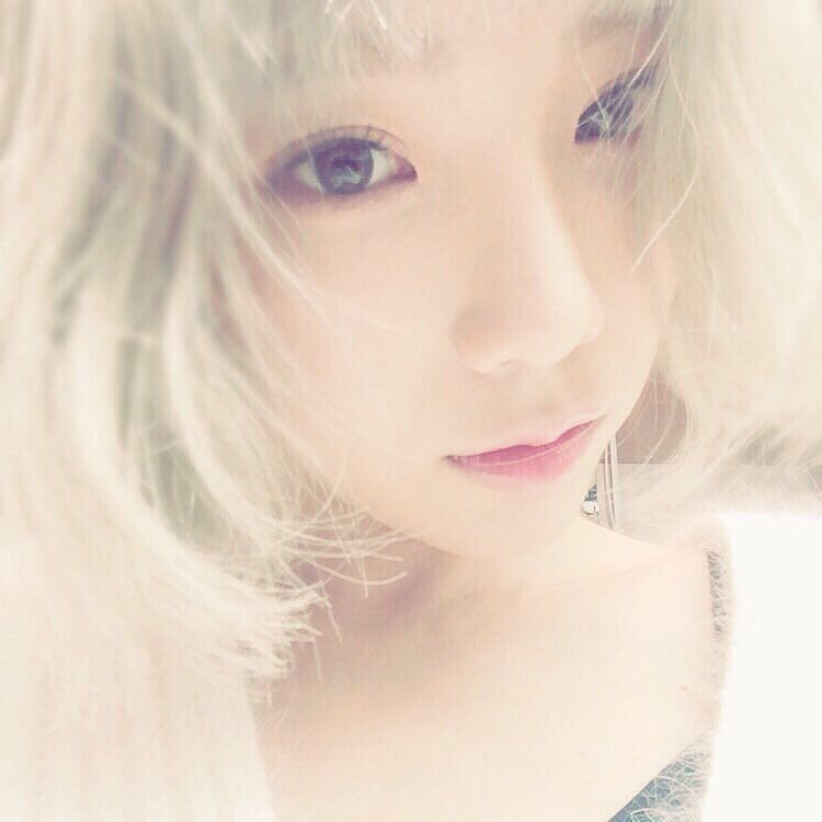 Taeyeon 少女時代 Taeyeon大好き 金髪ショート ロングどっちも良いけど黒髪のtaeyeonも良かったよね どっちも大好き Taeyeon 少女時代 ソシペン 少しでも気になったらrt 黒髪テヨン 金髪テヨン Taeyeon 少女時代 Taeyeon大好き 金髪ショート ロングどっちも良いけど黒髪のtaeyeonも良かったよね どっちも大好き Taeyeon 少女時代 ソシペン 少しでも気になったらrt 黒髪テヨン 金髪テヨン