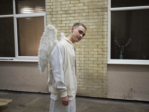 picsofolly's tweet image. 