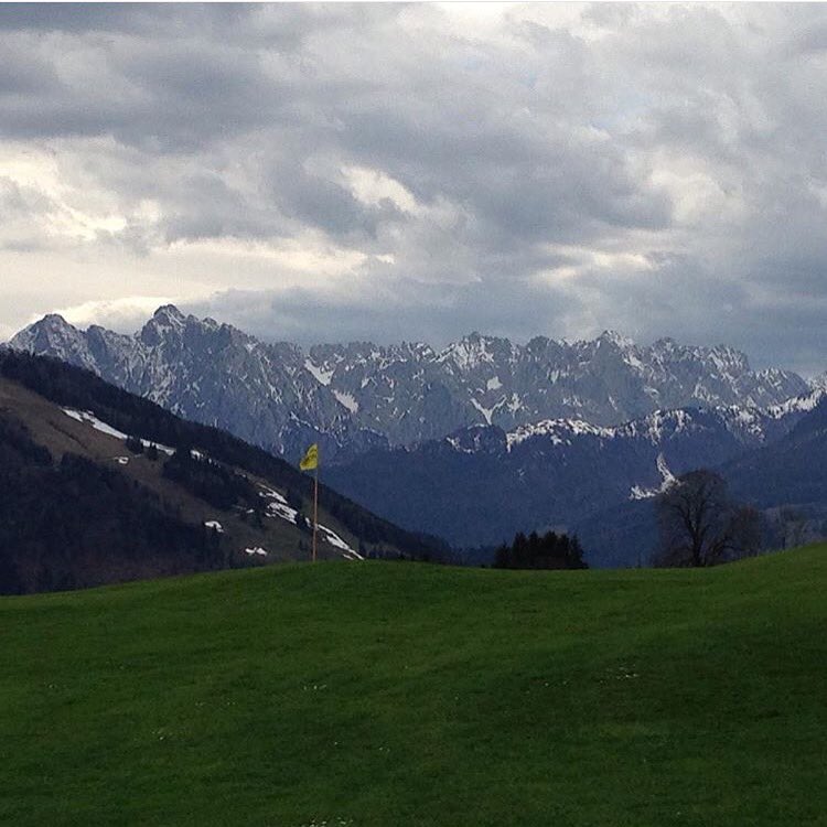 reddyclub's tweet photo. We can't get enough of this view! #CourseCrush ๐ธ @aufgeblickt https://t.co/UZ8kh1knvb