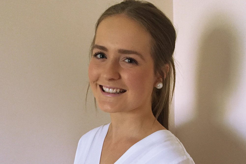 Deakin's tweet photo. .@DeakinLaw student Jade Hovey talks about her time interning at @VicLegalAid : https://t.co/5TCcgnX5sm https://t.co/vLkoOwLCvT