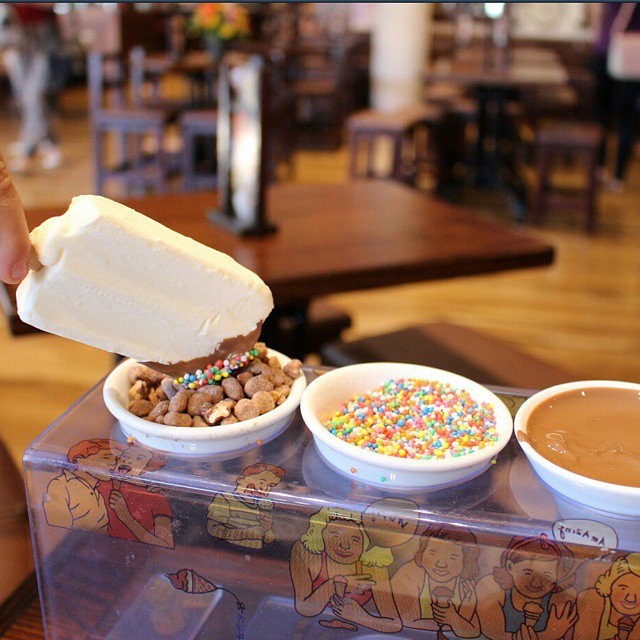 Max Brenner Australia tweet media