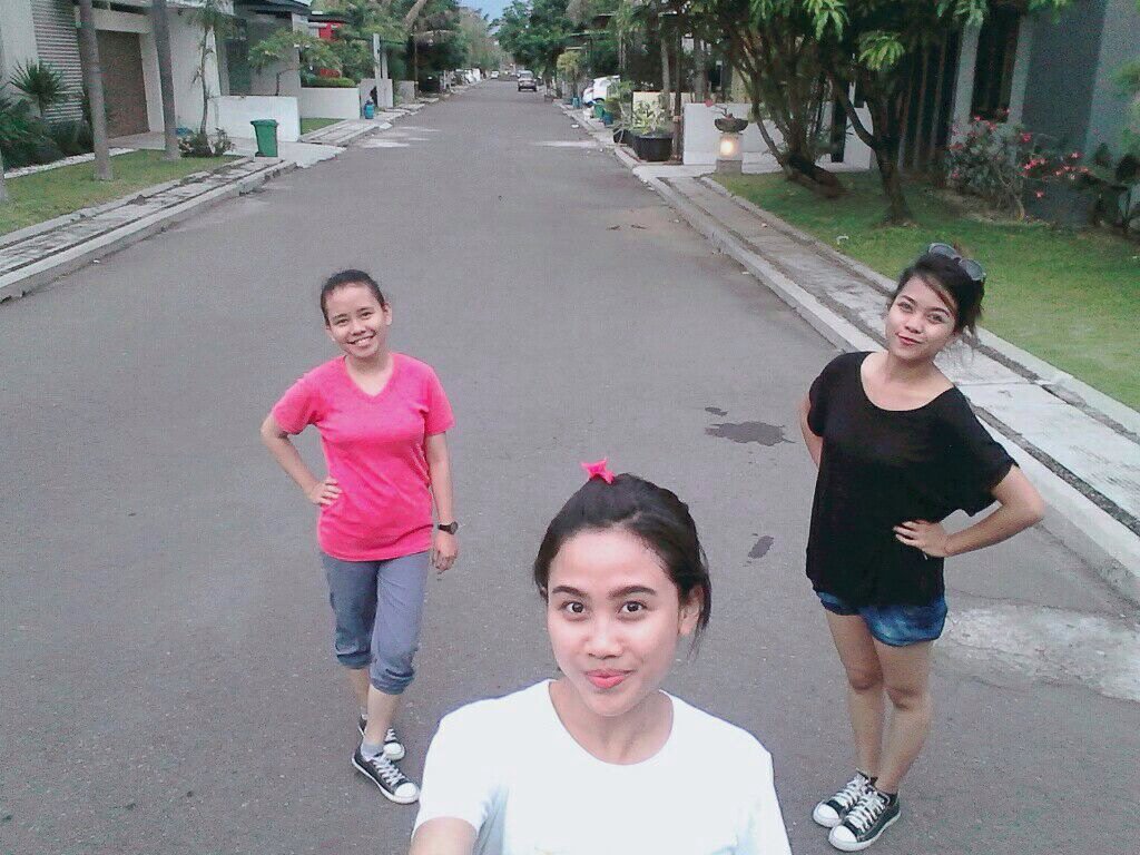 jerryathia88's tweet photo. Sore kita.... #latepost 
@arummidedeathia @riskatamaraA https://t.co/AJhBmZucmO