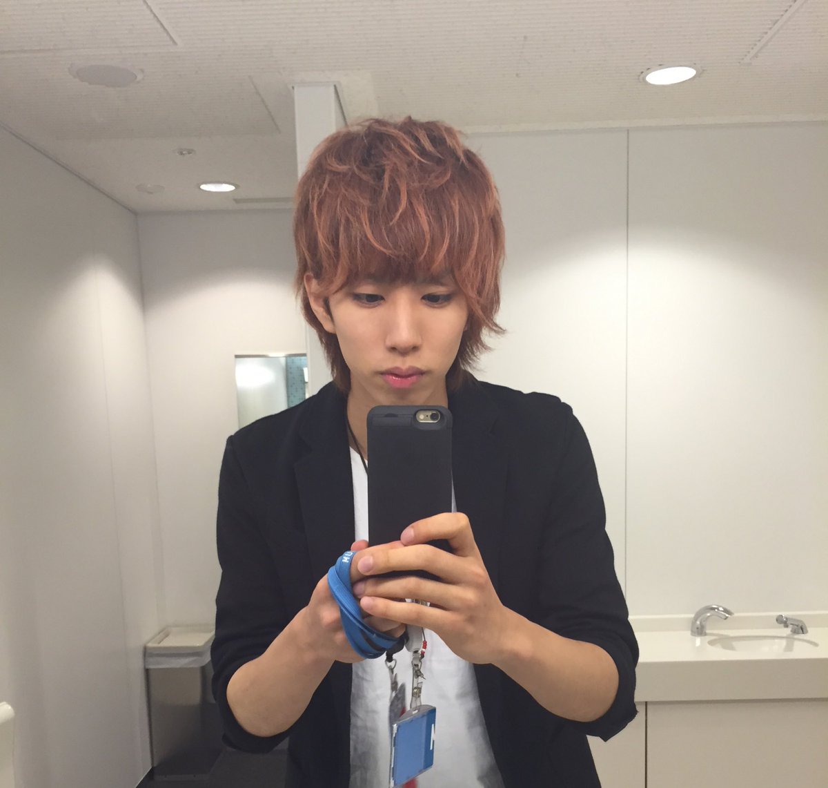 はじめしゃちょー Hajime Hazimennnn 今日の自撮りだ ハッ はじめしゃちょー Hajime Hazimennnn 今日の自撮りだ ハッ